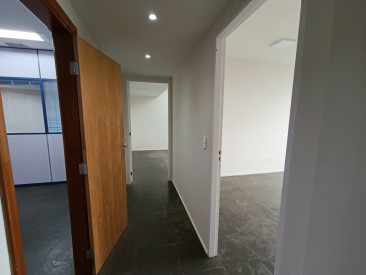 Avenida Presidente Roosevelt, 632 - Sl 63 e 64