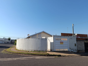 Rua Luis Massarente, 50