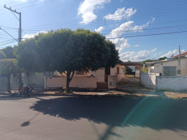 Avenida Targino de Oliveira Lima, 398