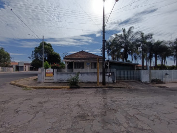 Av. Targino de Oliveira Lima/ Esq. com Av. Presid. Roosevelt, 316