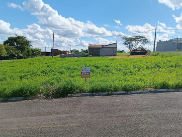 Rua Florenço C. Lopes, s/n