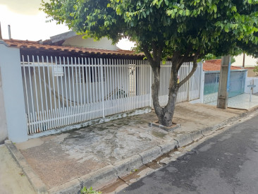 Rua Juvenal Pereira de Alvarenga, 205