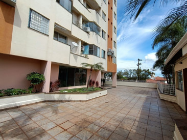 Rua Quinze de Novembro, 243 Apto. 42