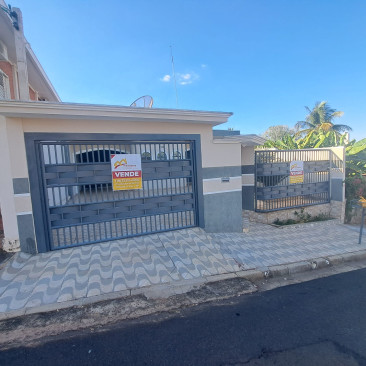 Rua Vinte e um de Abril, 810