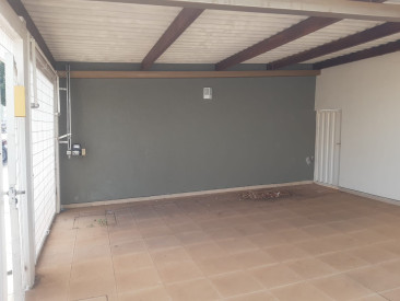 Rua Vinte e um de Abril, 423